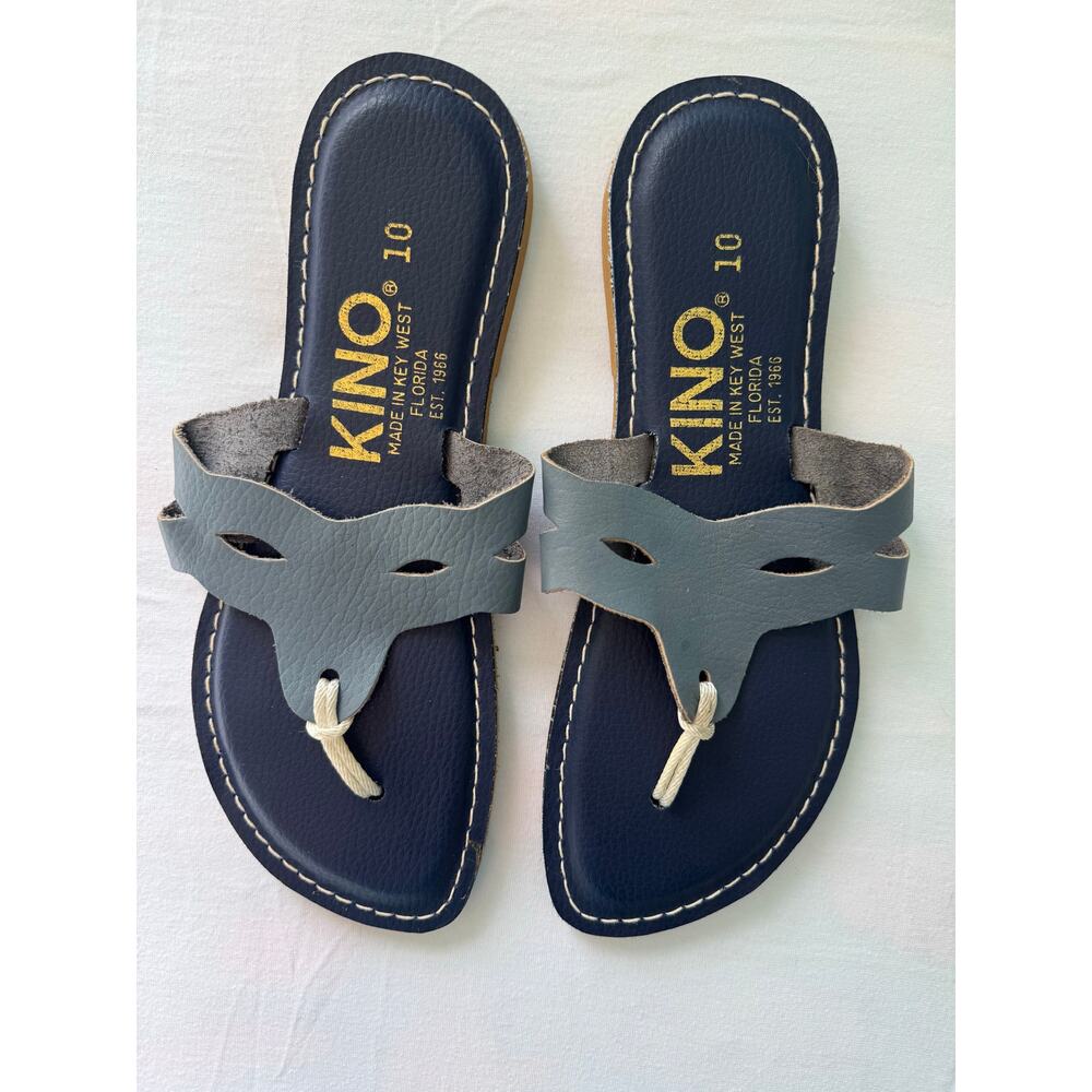 Authentic New Navy KINO Brazilian Style Woman’s Size 10 Sandals